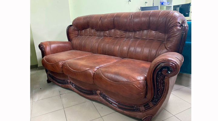 Кожаный диван Джозеф коричневый